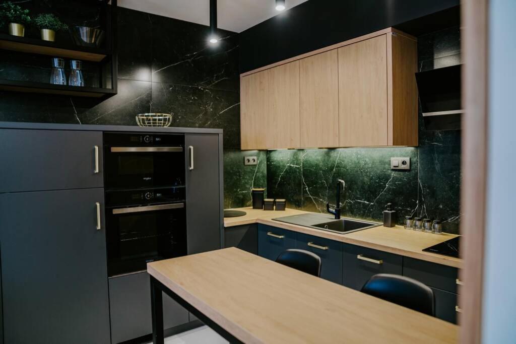 Apartment A&D Downtown Попрад Екстериор снимка